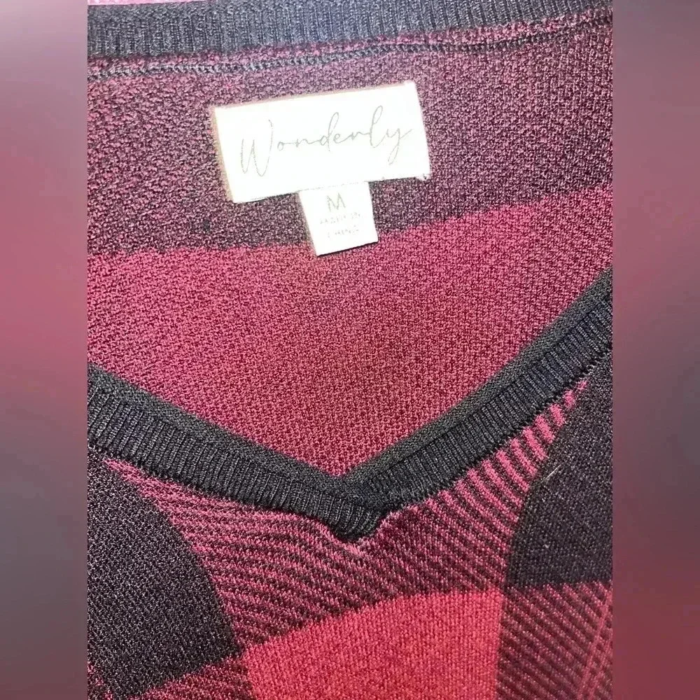 Wonderly Tunic Sweater Size Medium